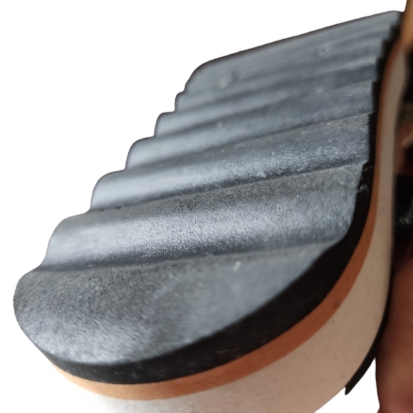 Vionic Brielle sporty leather strap chunky platform sling back sandal size 6.5 - Picture 6 of 10